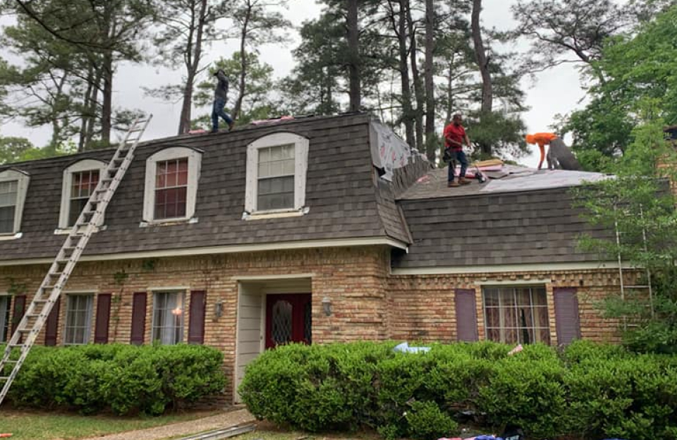What Does A Roofer Do?